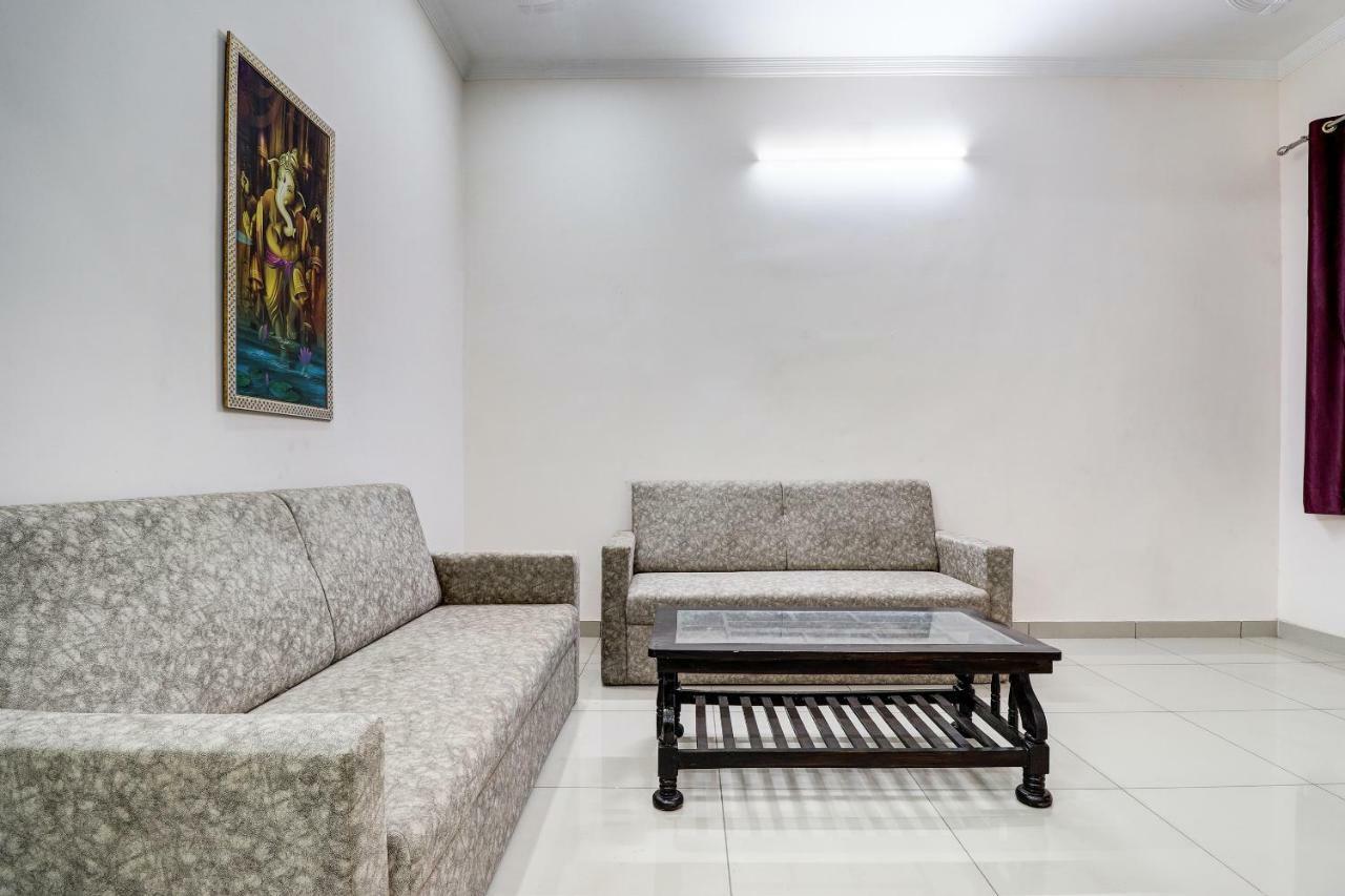 Oyo 38208 Hotel Prakash Kunj Lucknow Bagian luar foto