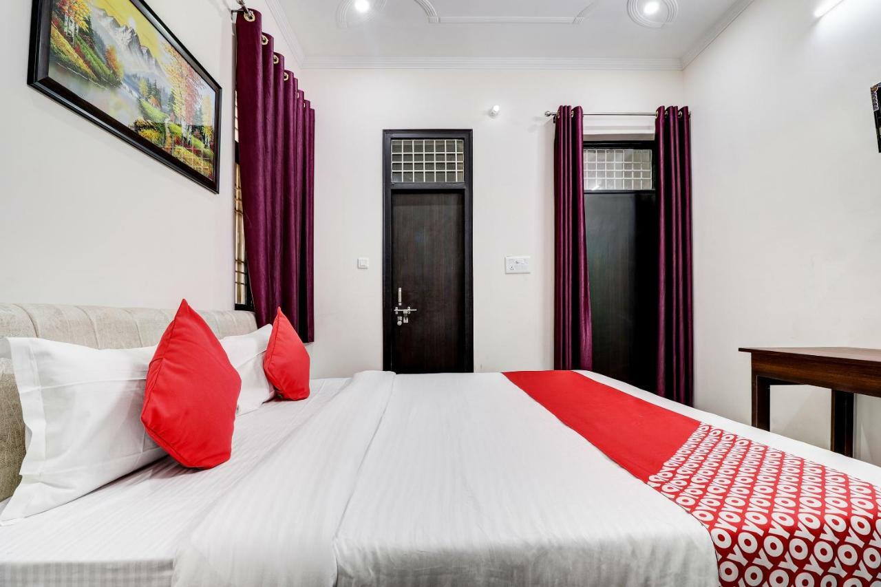 Oyo 38208 Hotel Prakash Kunj Lucknow Bagian luar foto