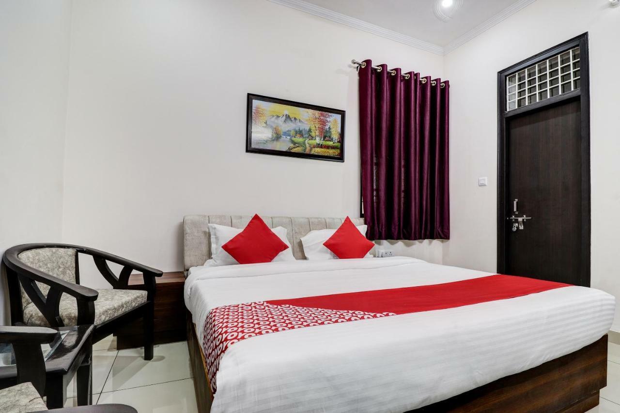 Oyo 38208 Hotel Prakash Kunj Lucknow Bagian luar foto