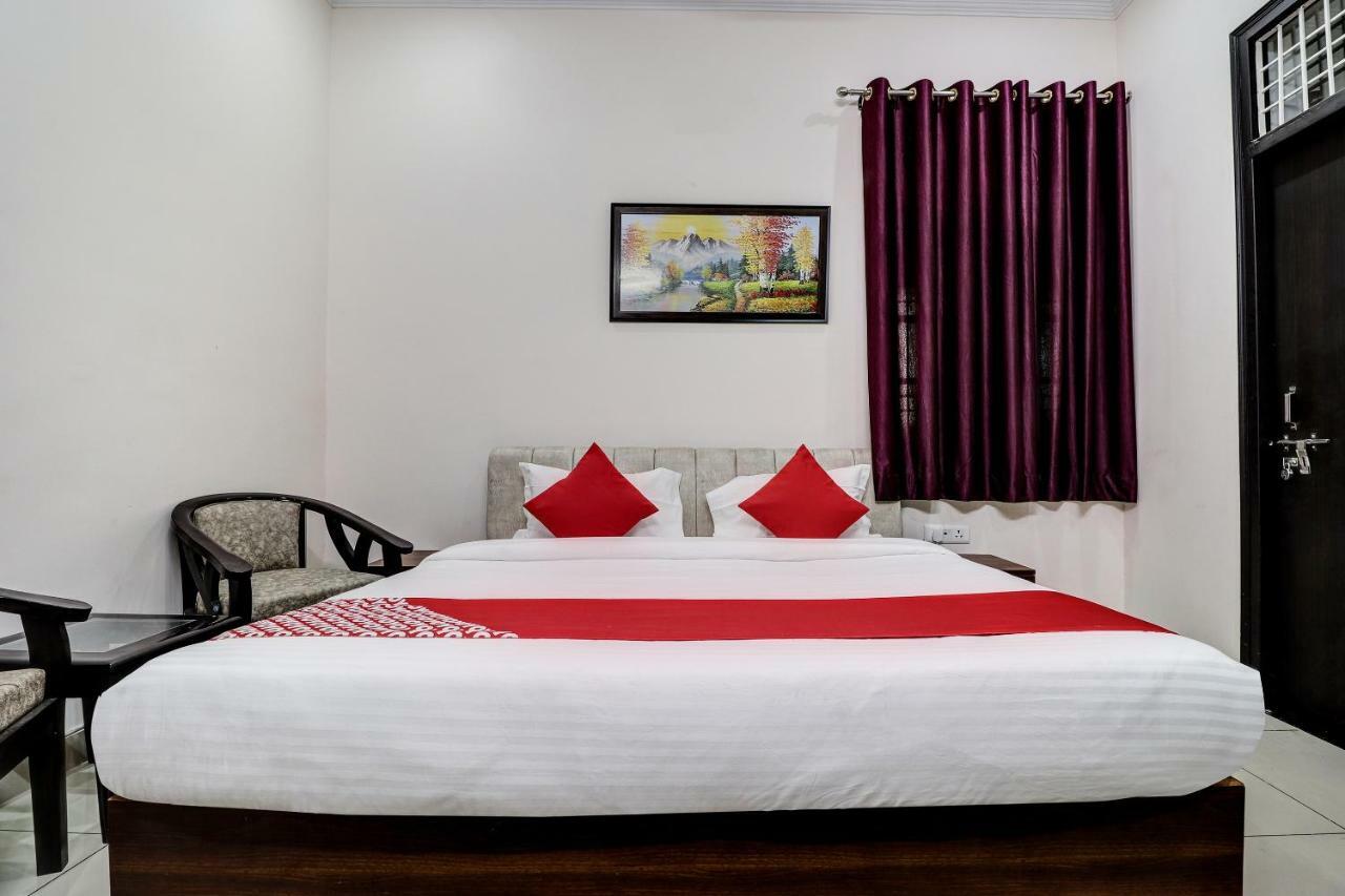 Oyo 38208 Hotel Prakash Kunj Lucknow Bagian luar foto