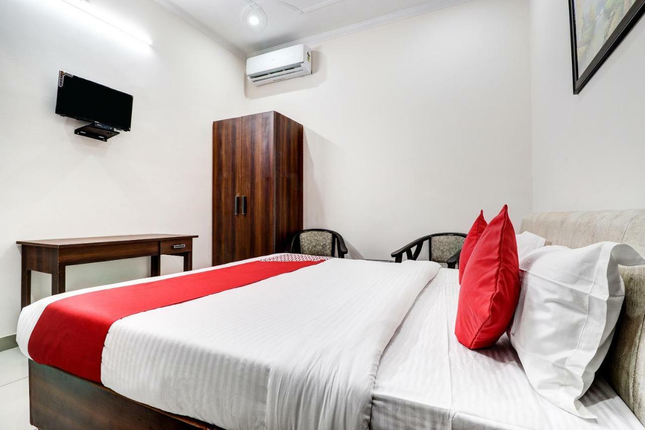 Oyo 38208 Hotel Prakash Kunj Lucknow Bagian luar foto