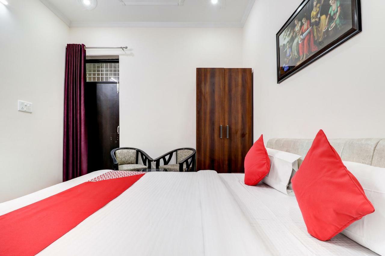 Oyo 38208 Hotel Prakash Kunj Lucknow Bagian luar foto